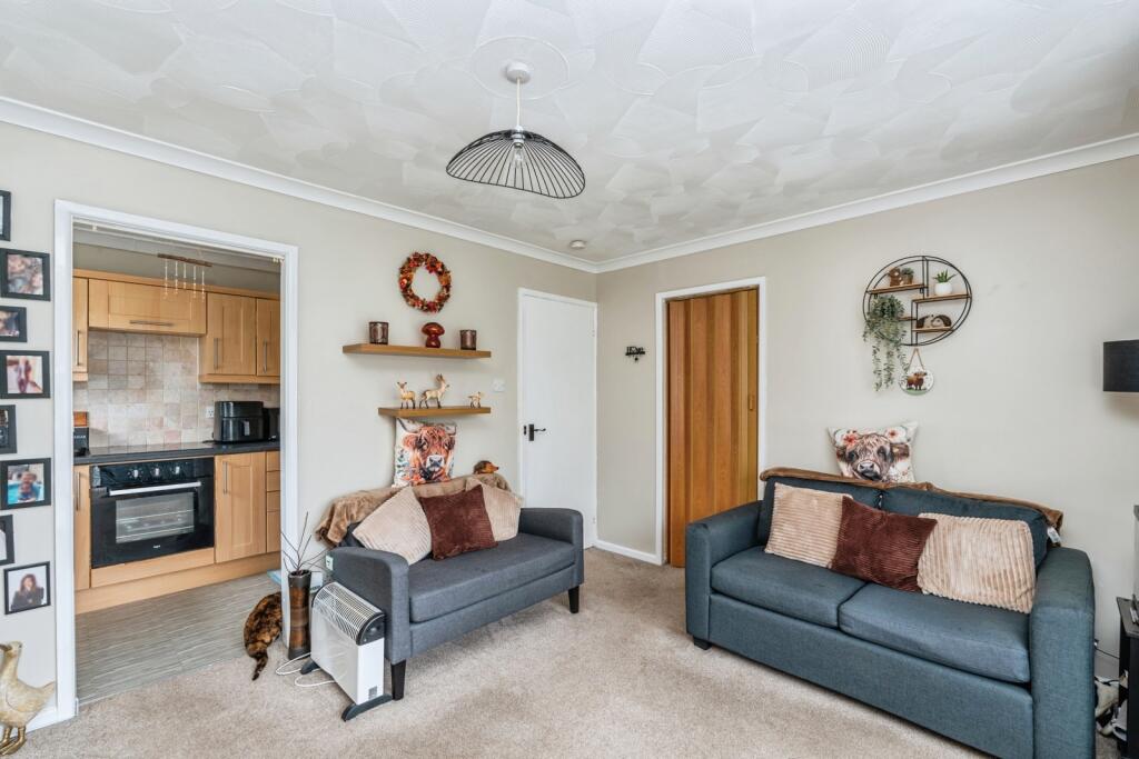 Apartment in Southampton - View 5