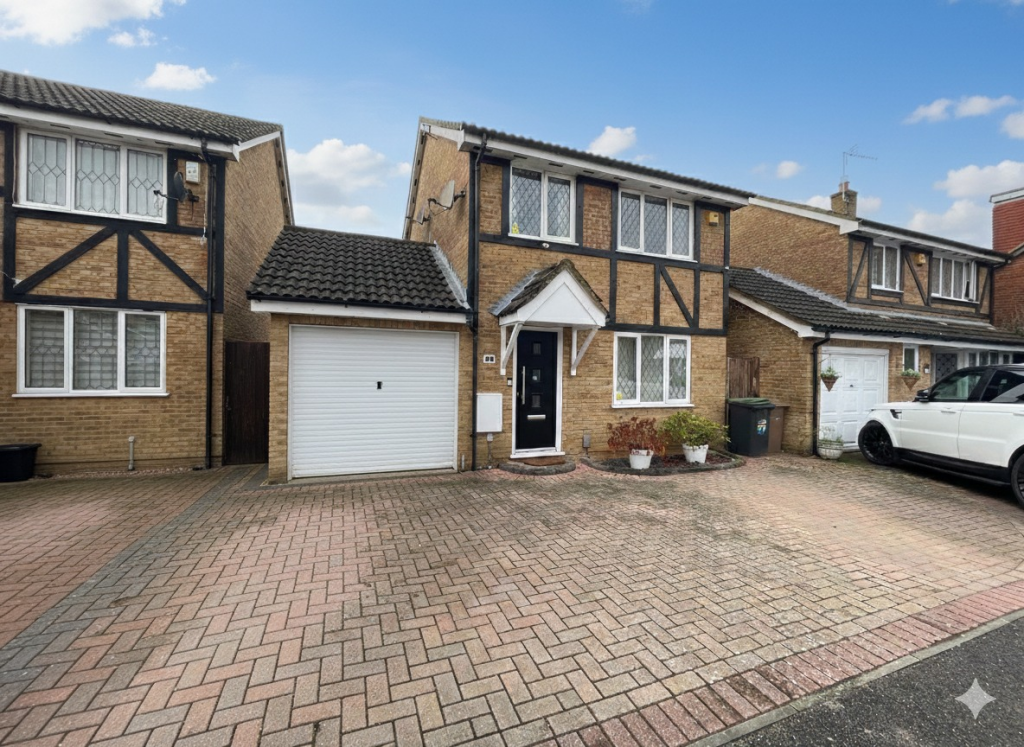 Main image of property: Swan Mead, Luton, Bedfordshire, LU4 0YR