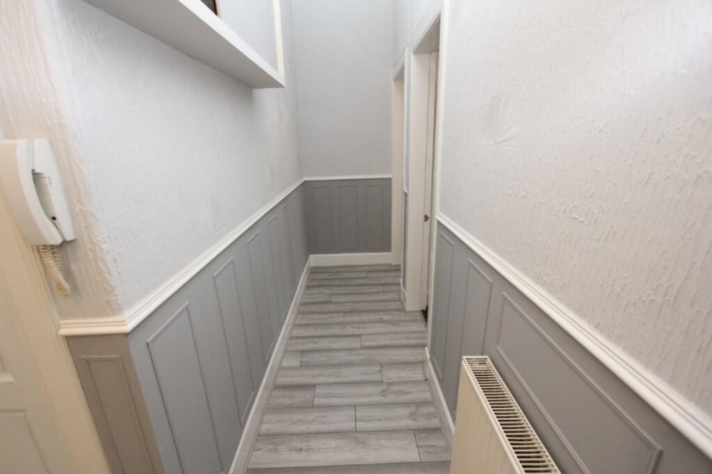 Apartment in Glasgow - View 3
