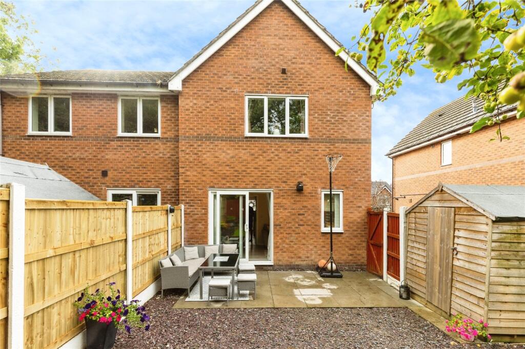 House in Llandudno, Cefn - View 3