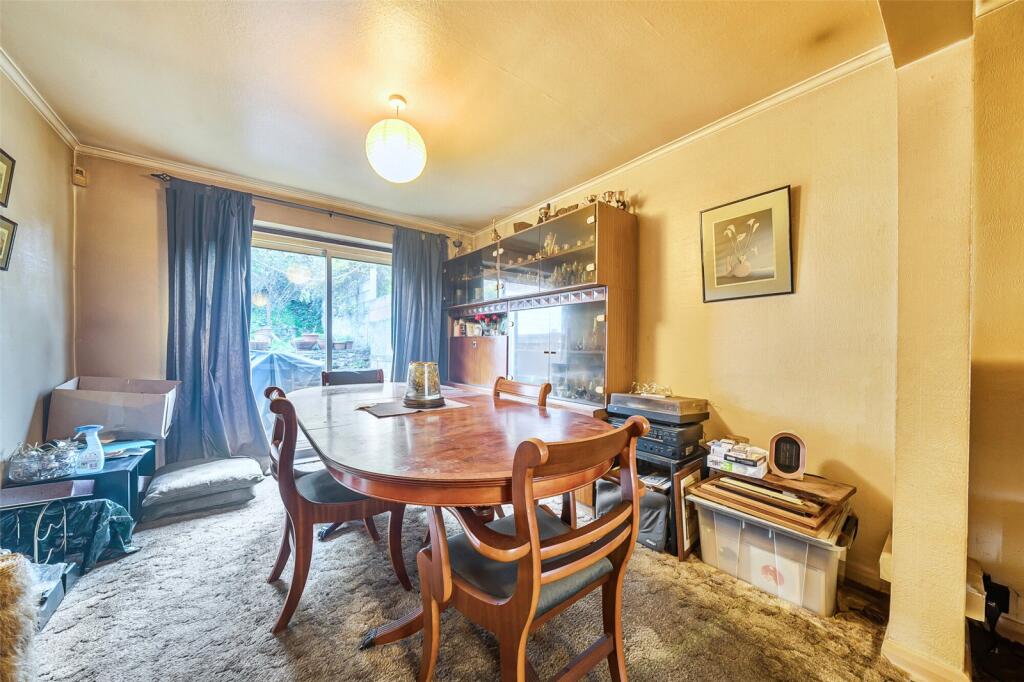 House in London - View 5
