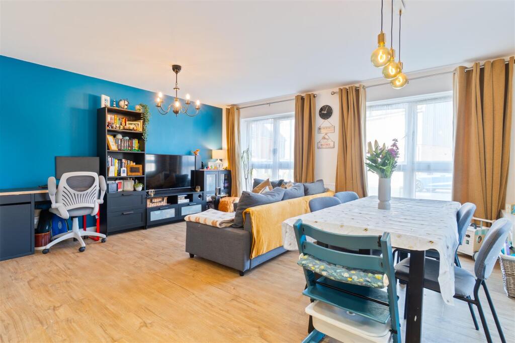 Apartment in Tonbridge and Malling, Scarborough, Wouldham - More