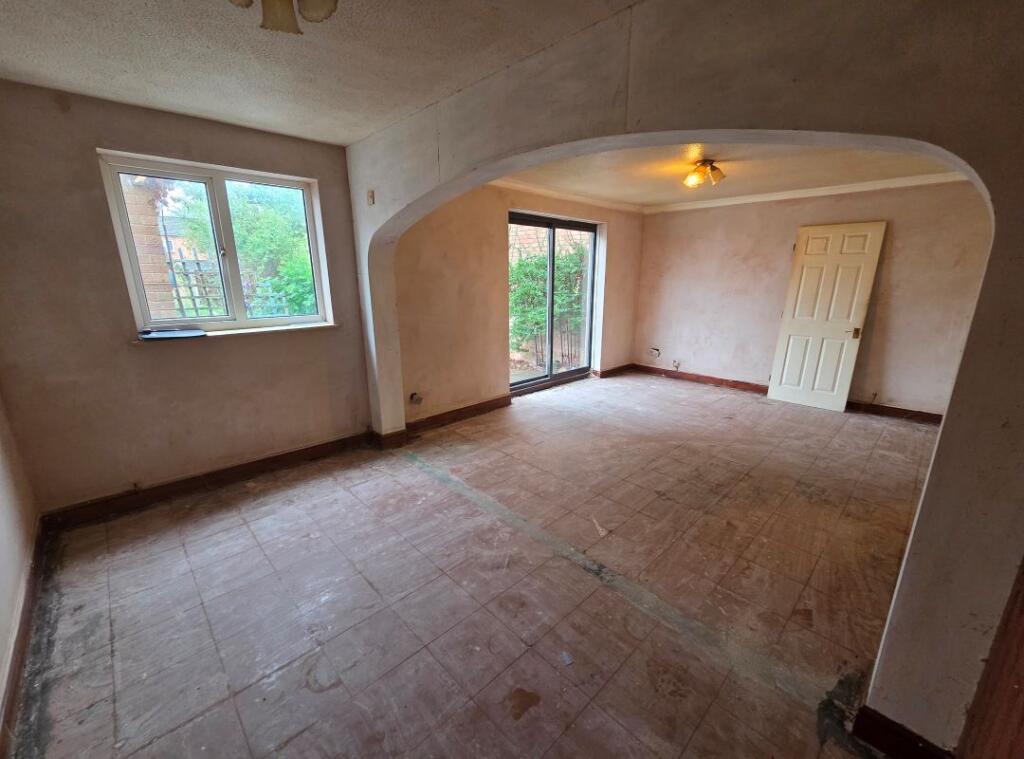 House in Redditch, Church Hill South - View 3