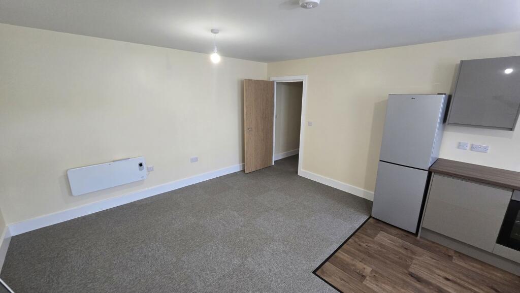 Apartment in Sunderland, North East - View 4