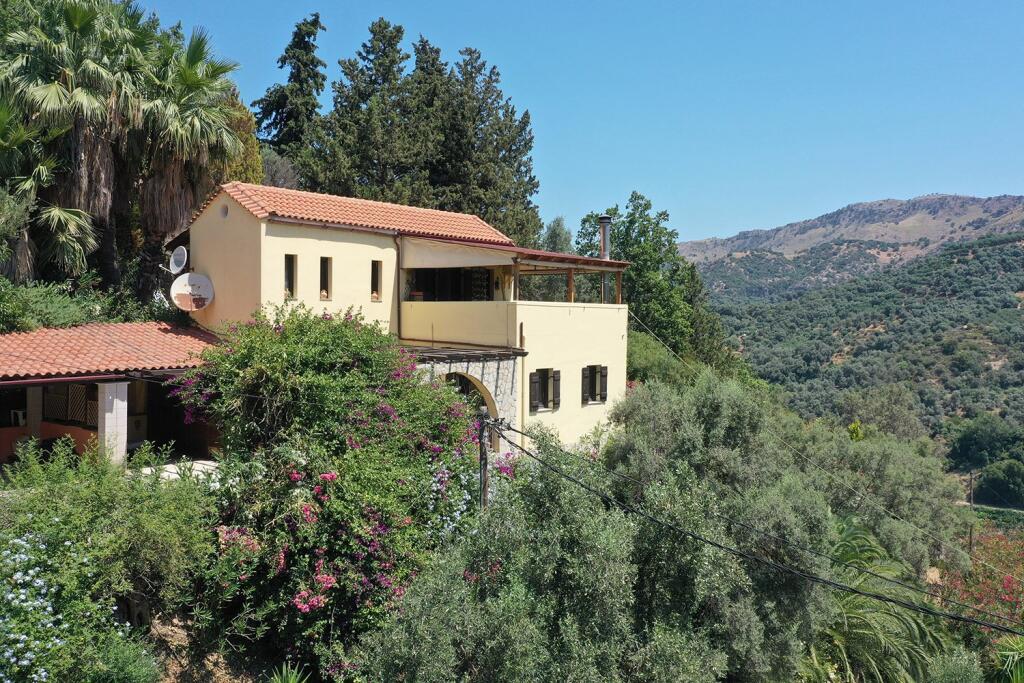 Main image of property: Crete, Chania, Alikianos