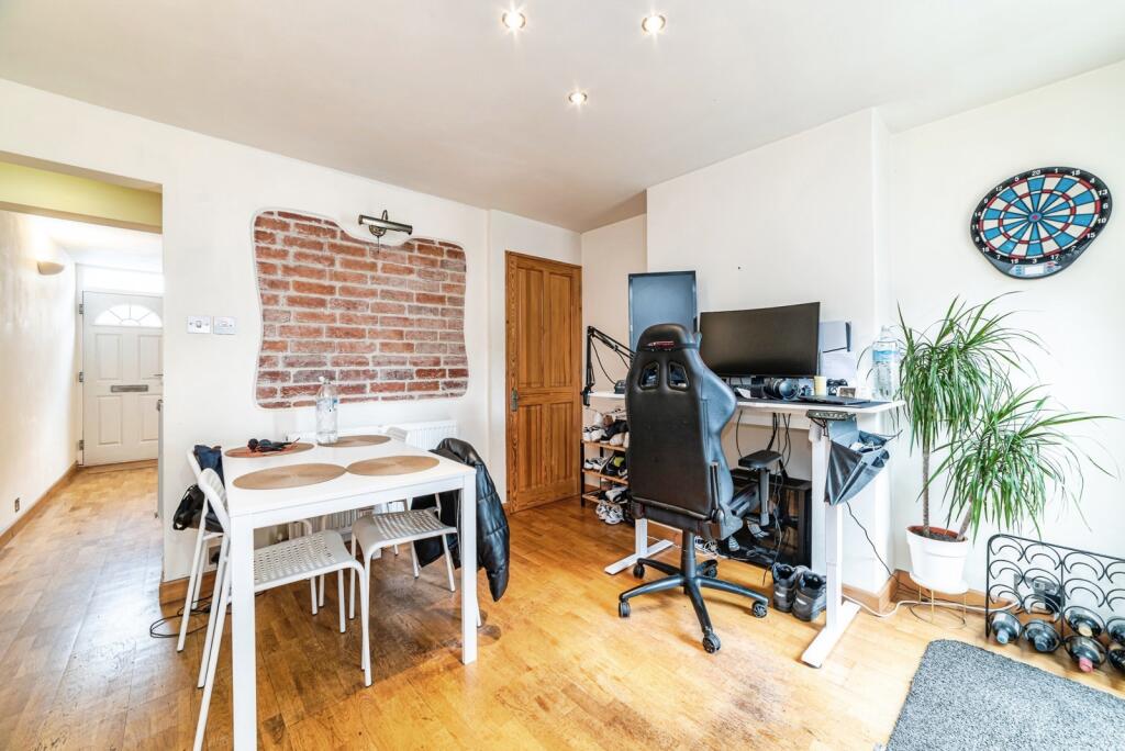 House in Reading, Spring Gardens, Whitley - View 4