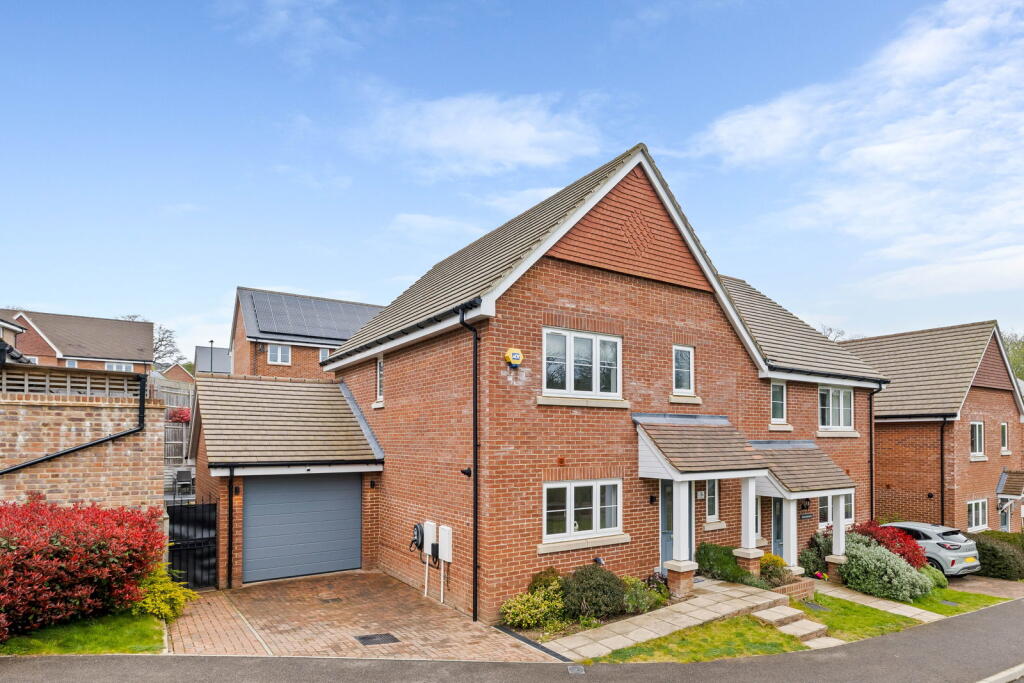 Main image of property: Kilnwood Avenue, Haywards Heath, West Sussex