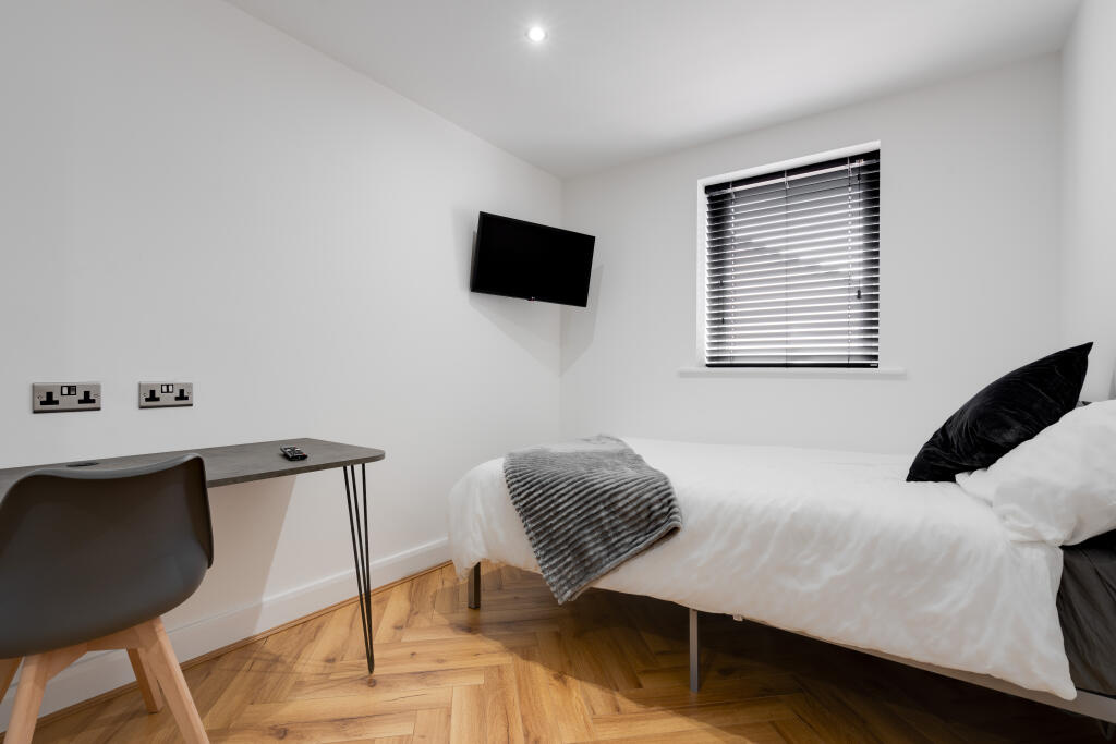 1 bedroom house share for rent