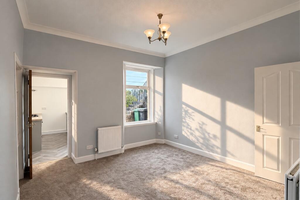 Apartment in Kirkcaldy, Fife - View 3