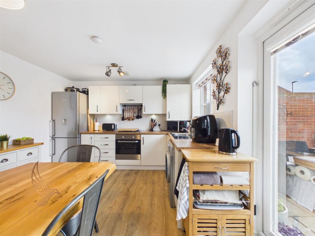 House in Doncaster - View 5