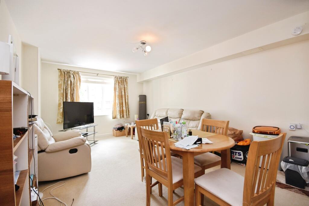 Ongar Road, Brentwood photo 4