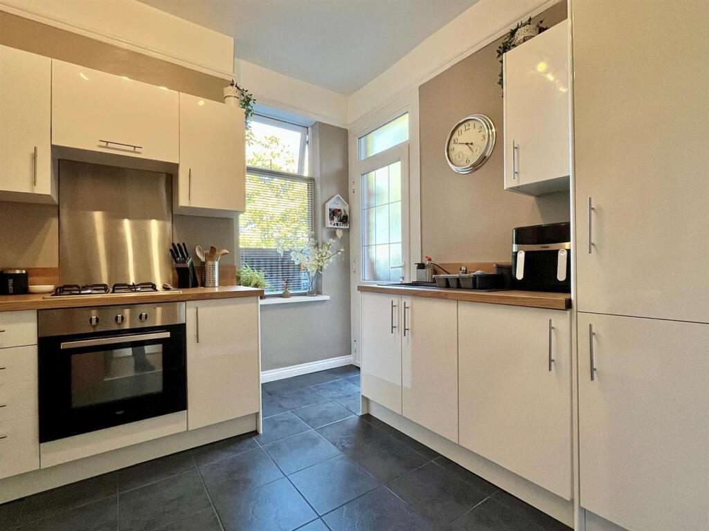 Oval Road, Erdington, Birmingham photo 4