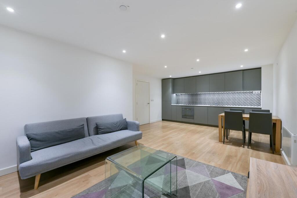 Apartment in London - View 3