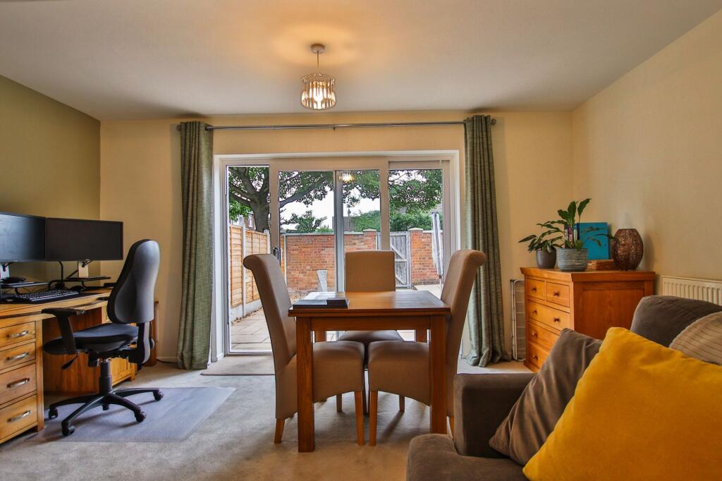 House in Worcester - View 5