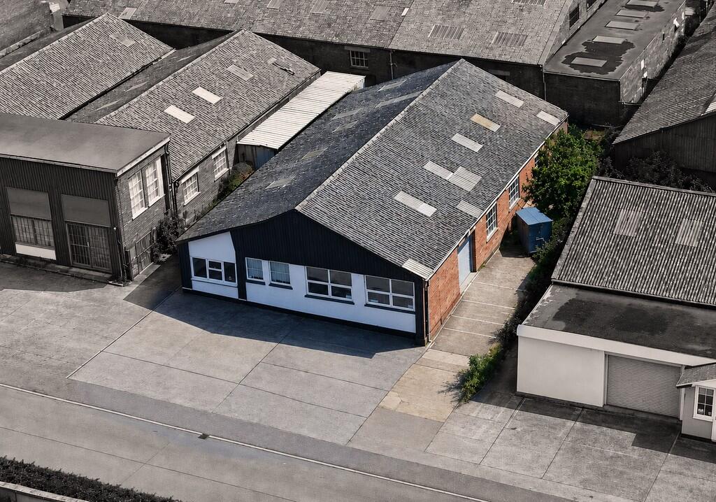 Main image of property: Mandervell Road, Oadby