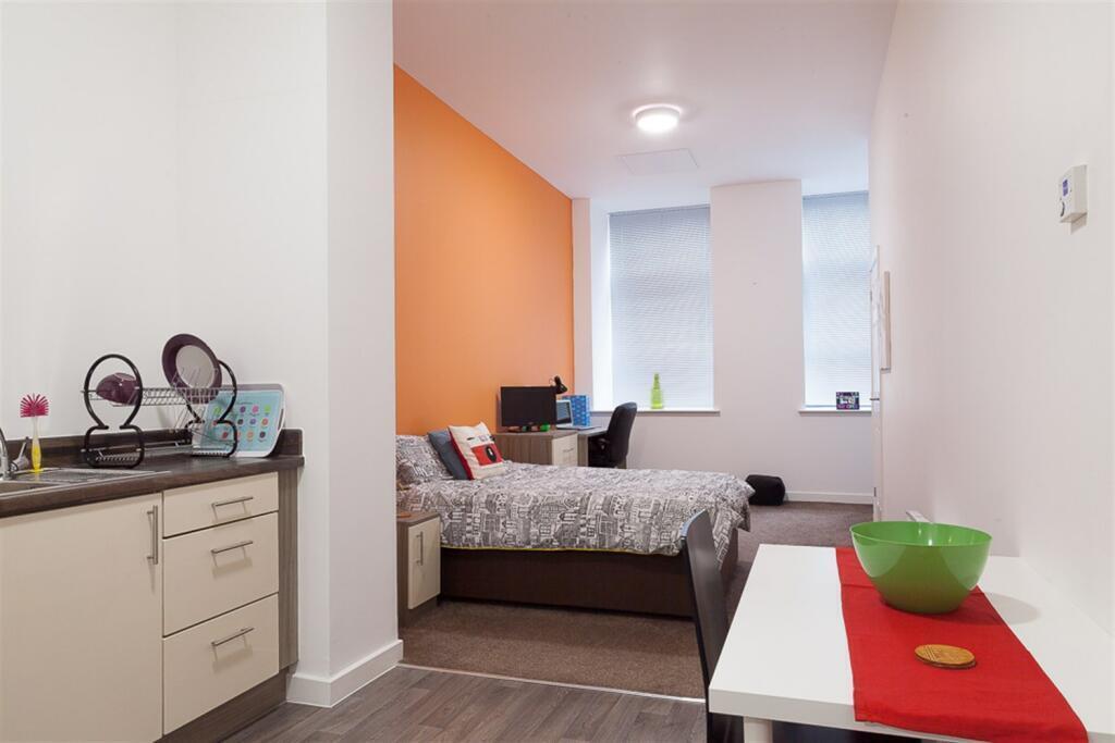 Main image of property: Spaniel Row, Nottingham, NG1 6EP