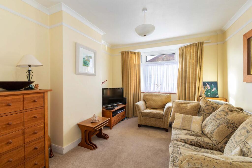 House in Slough - View 3