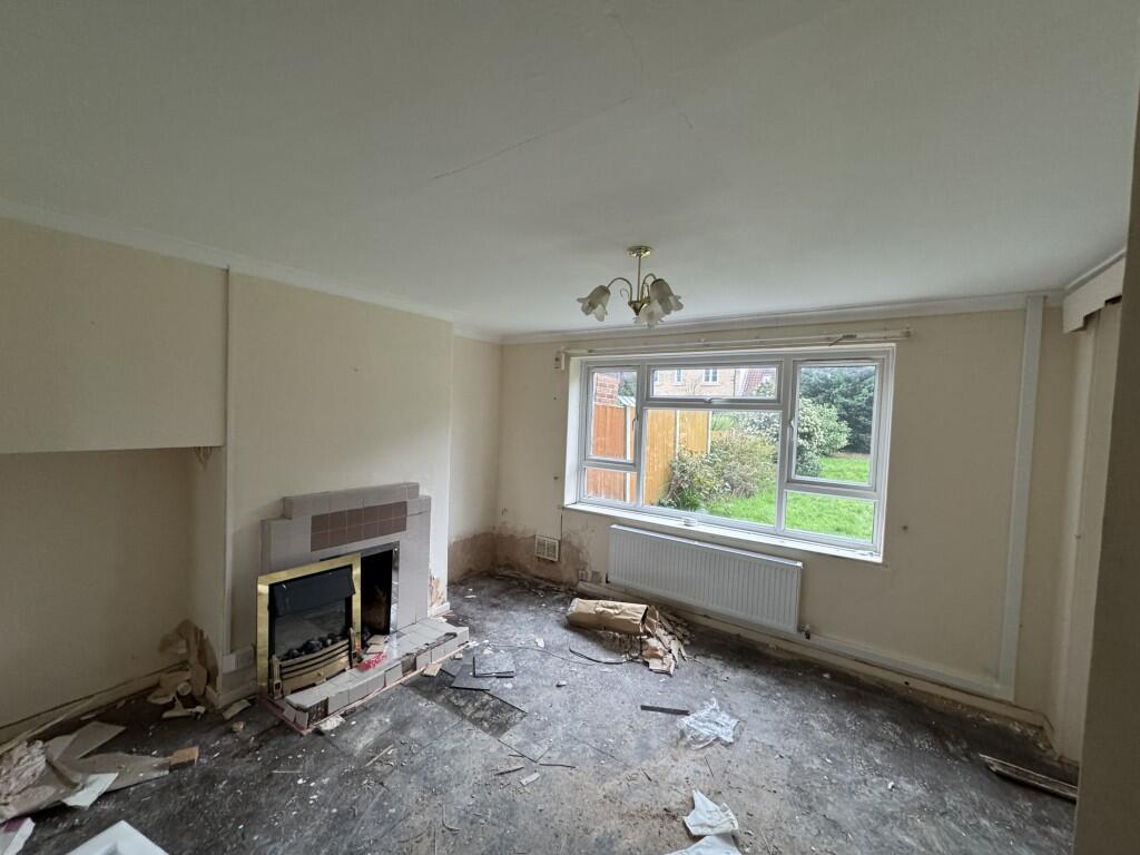 15 Recreation Drive, Southery, Downham Market, Norfolk PE38 0NB photo 3