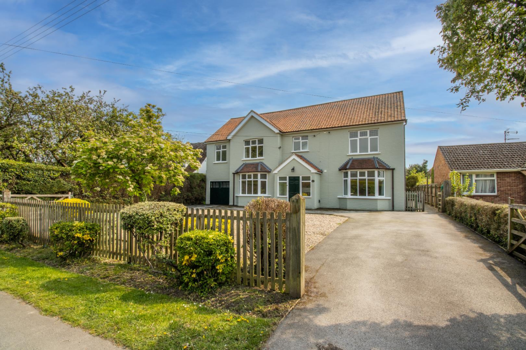 Main image of property: New Road, Haslingfield, Cambridge