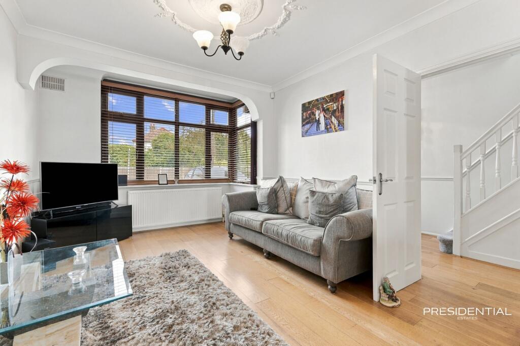 House in London - View 3