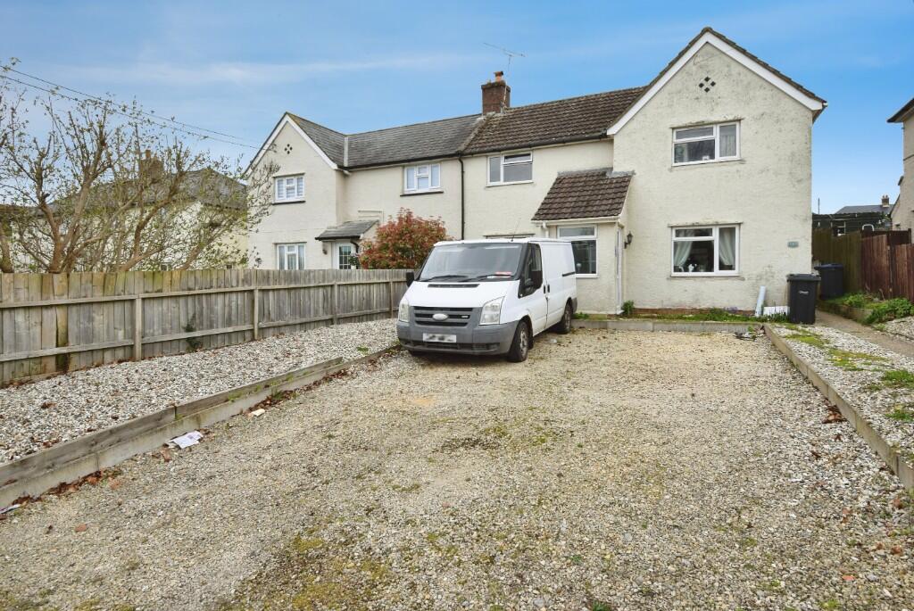 4-bed semi-detached on Salisbury Road, Amesbury SP4 7HJ, £380,000