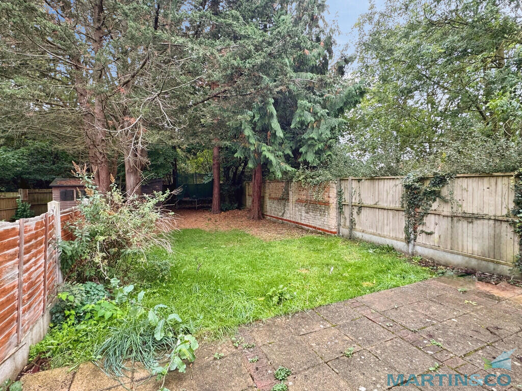 House in Tonbridge - More