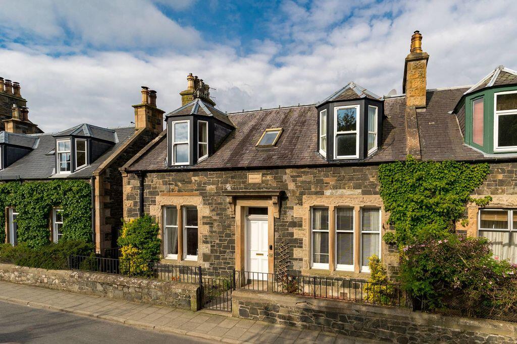 Main image of property: Rowanbrae, 103 Northgate, Peebles, EH45 8BU
