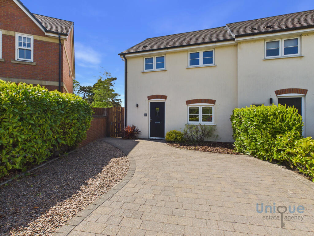Main image of property: The Rowans,  Greenhalgh, PR4