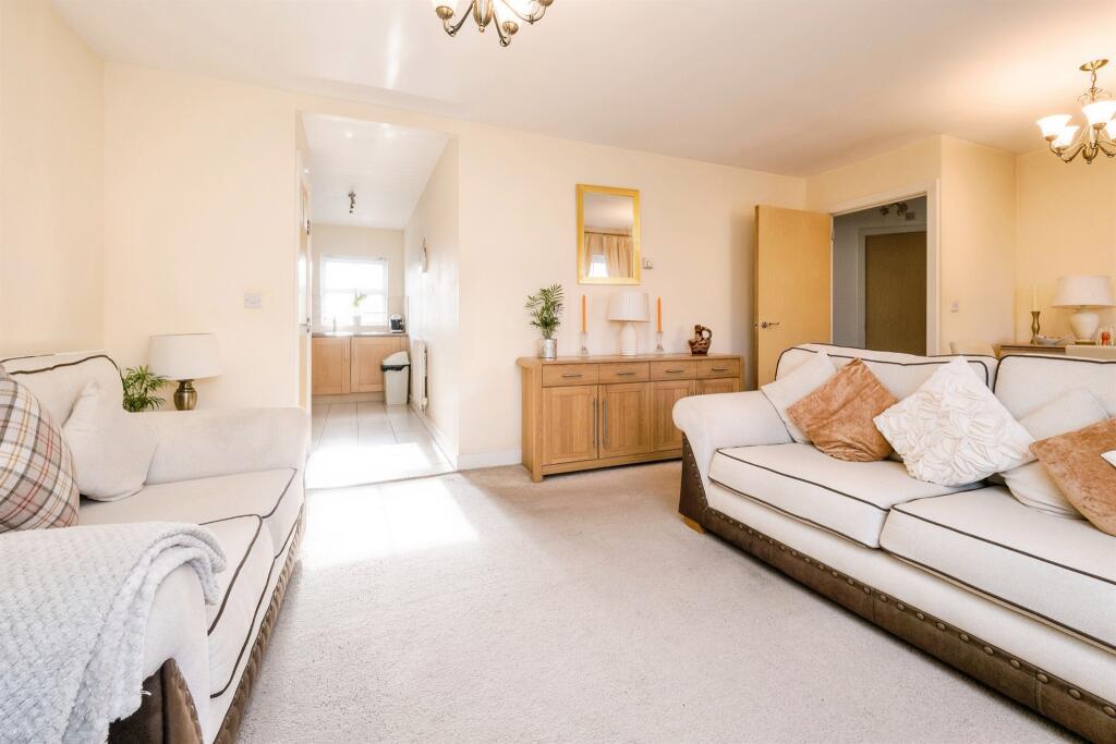 Apartment in London - View 2