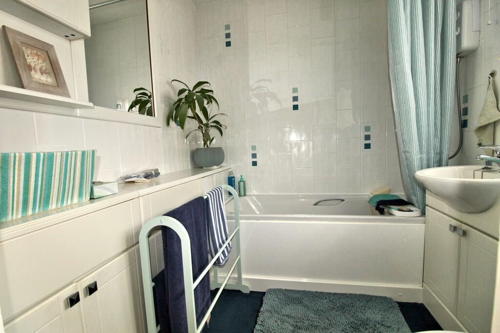 House in Stevenage - View 5