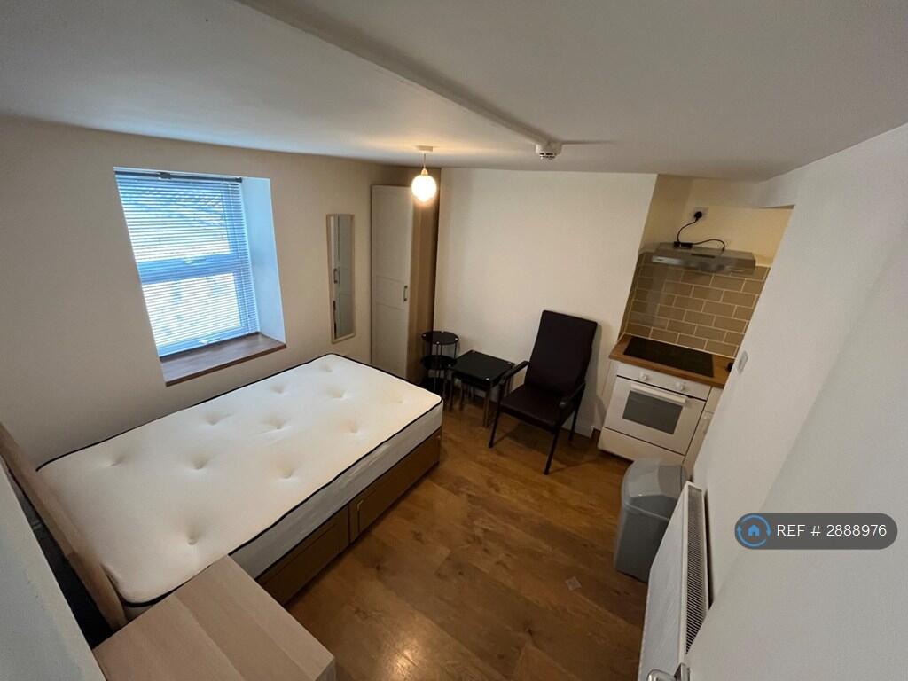 Main image of property: Blenheim Street, Bristol, BS5