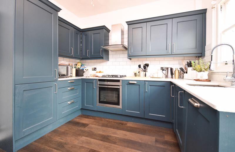 Apartment in London - View 3