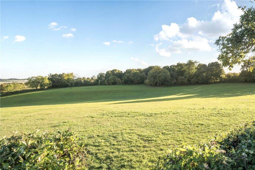 Main image of property: Lilley, Luton, Hertfordshire, LU2
