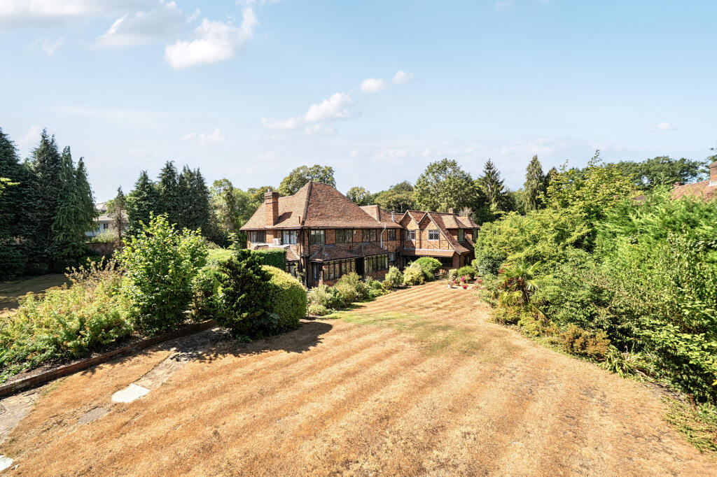 Main image of property: Packhorse Road, Gerrards Cross, SL9