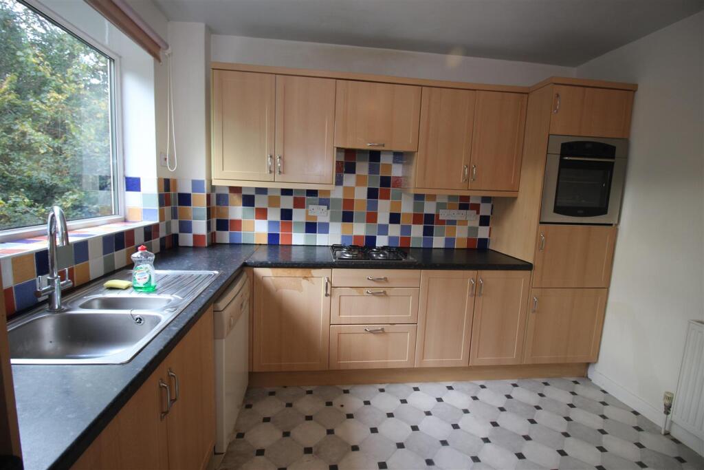 Solsbury Way, Bath photo 2