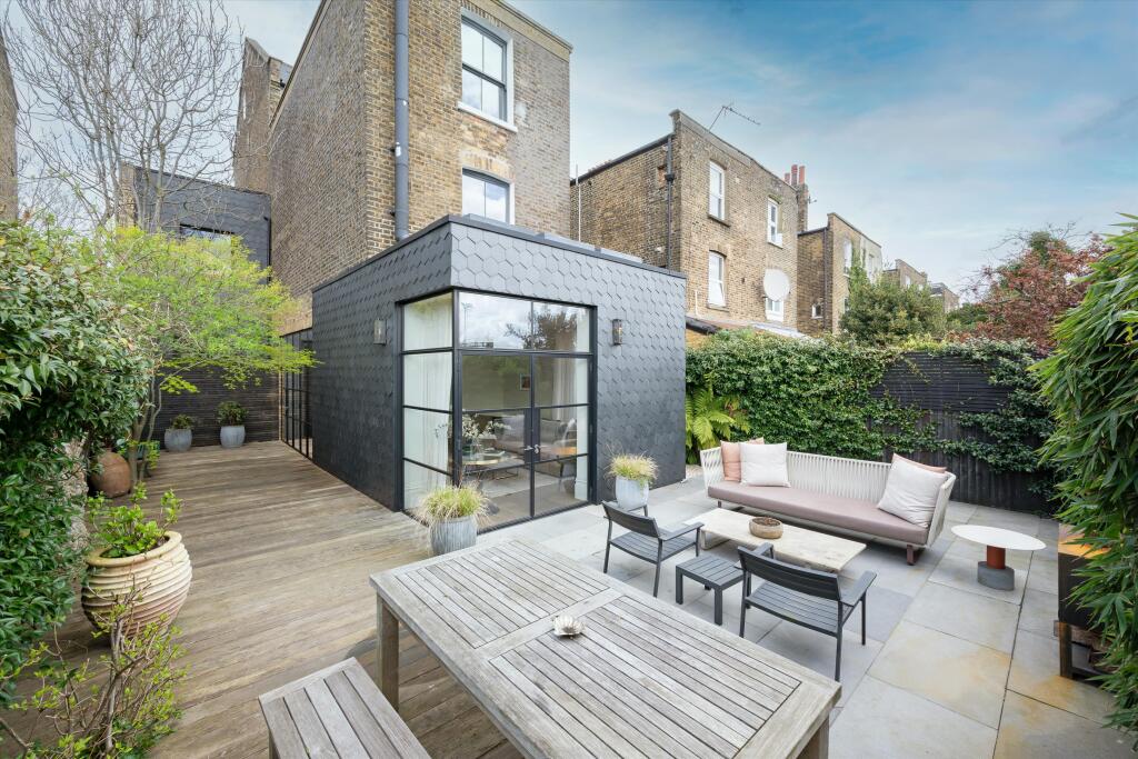 House in London - View 4