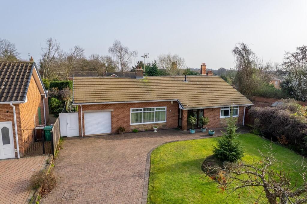 3 Bedroom Detached Bungalow For Sale In Parkland Close Clifton Village 3-bedroom-detached-bungalow-for-sale-in-parkland-close-clifton-village