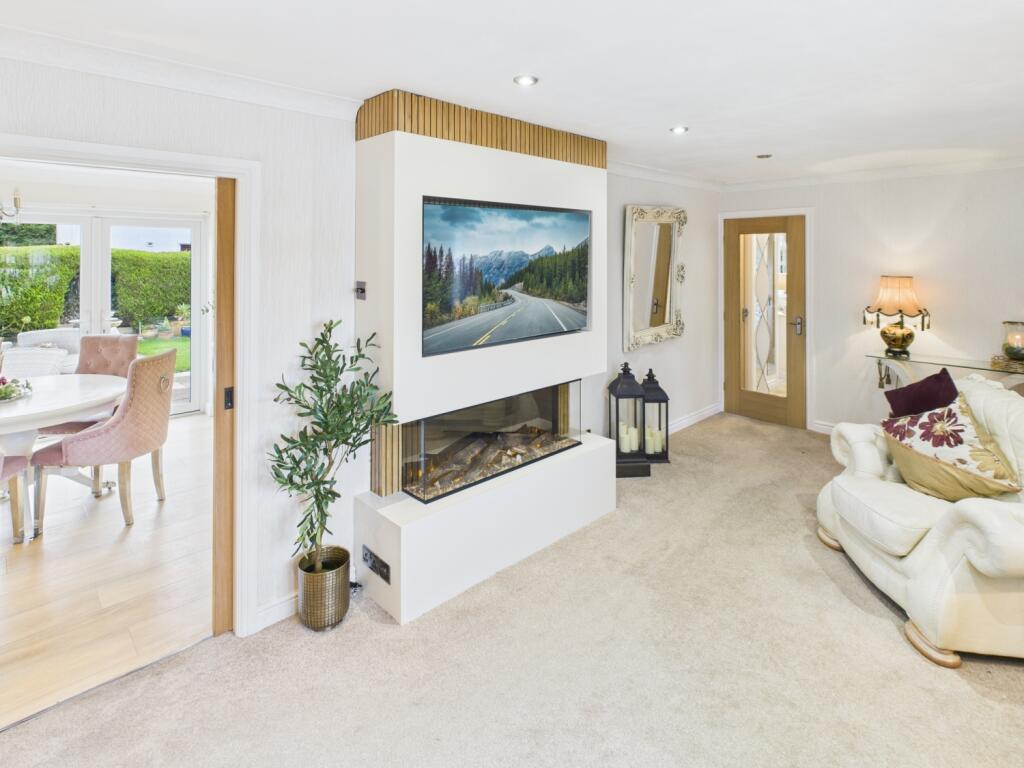 Meadowgate Drive, Lofthouse, Wakefield, West Yorkshire, WF3 photo 3