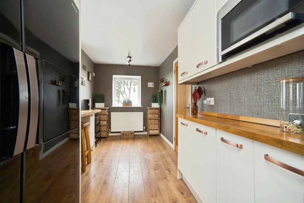House in Bradford - View 4
