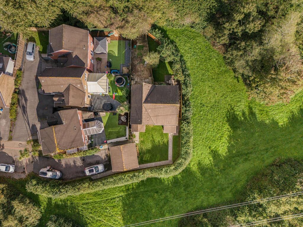 House in Broadlands, Laleston - View 4