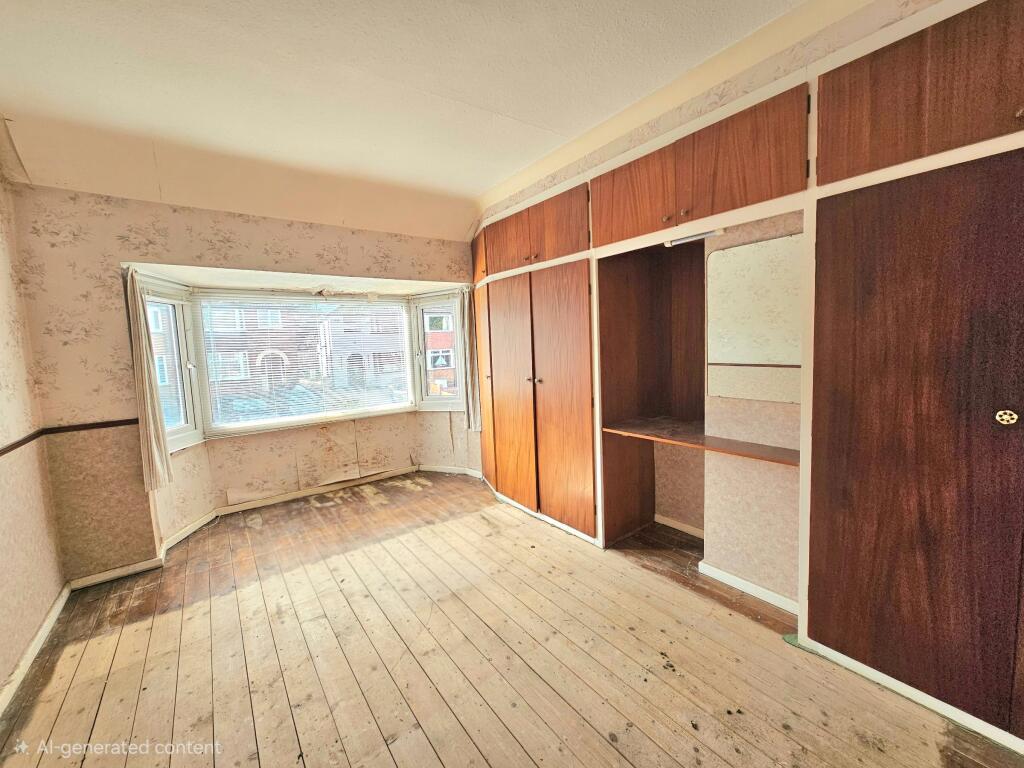 House in Birmingham, Newton - More
