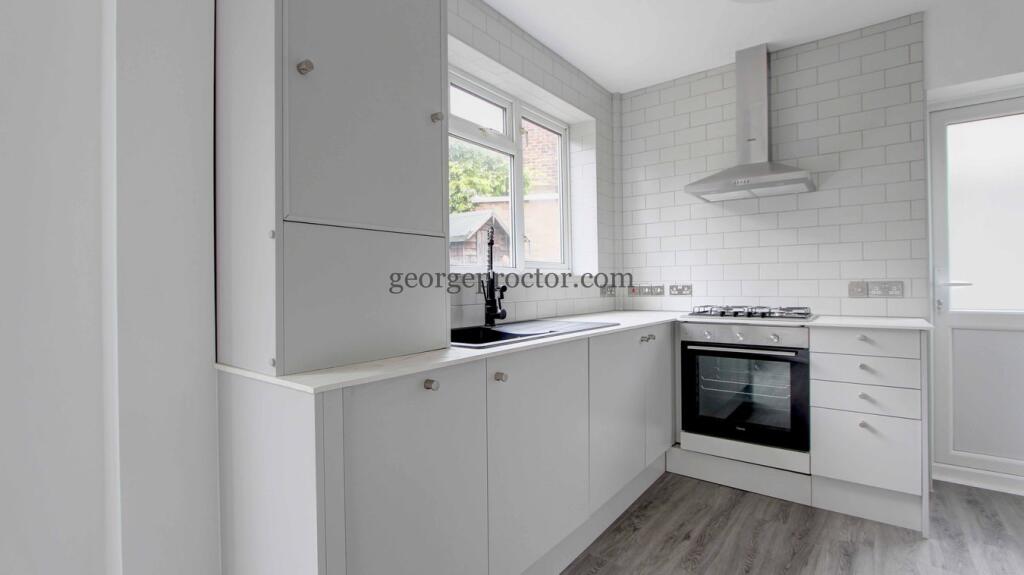 Waverley Close, Bromley, BR2 - View 2