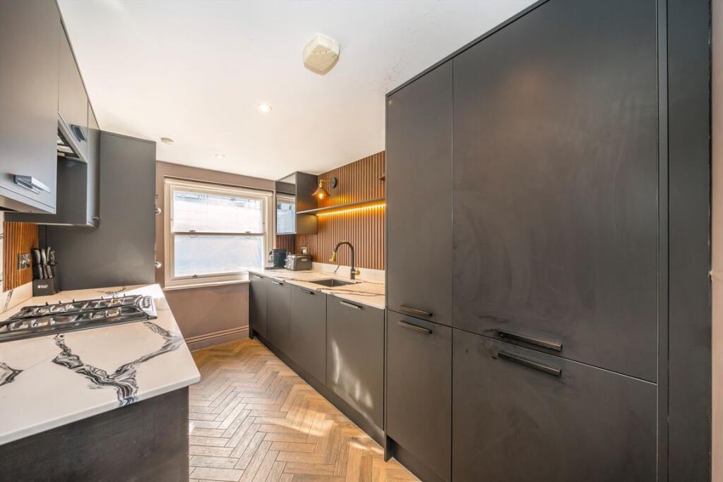 Apartment in London, East Marylebone, Mayfair - More