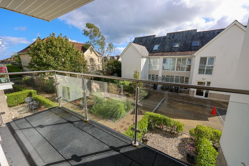 Apartment in Plymouth - View 2