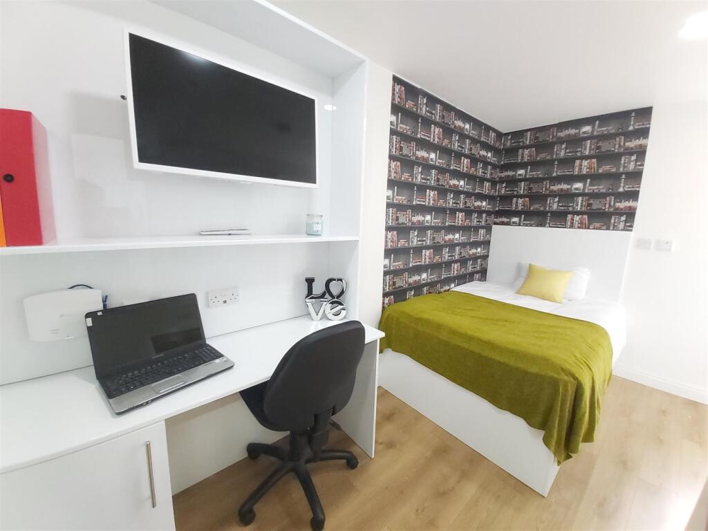House in Birmingham, Bournbrook - View 2
