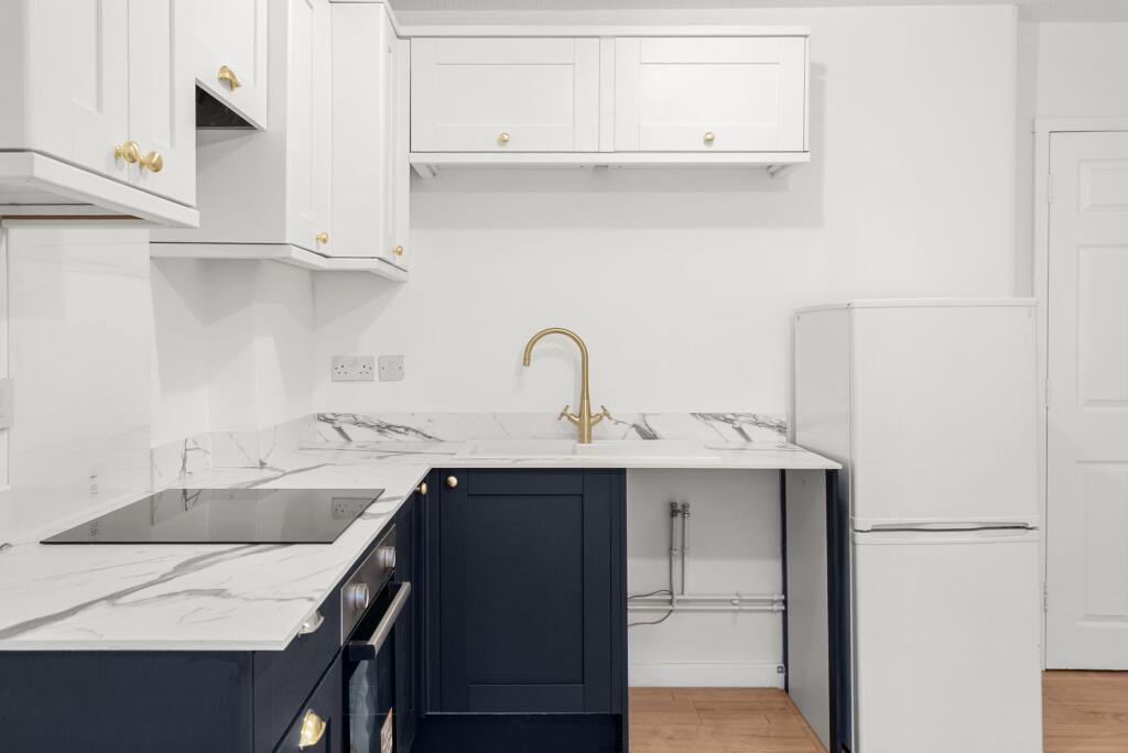 Apartment in Worcester - More