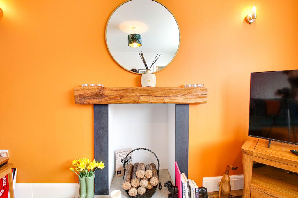 Queensway, Irlam, M44 photo 3