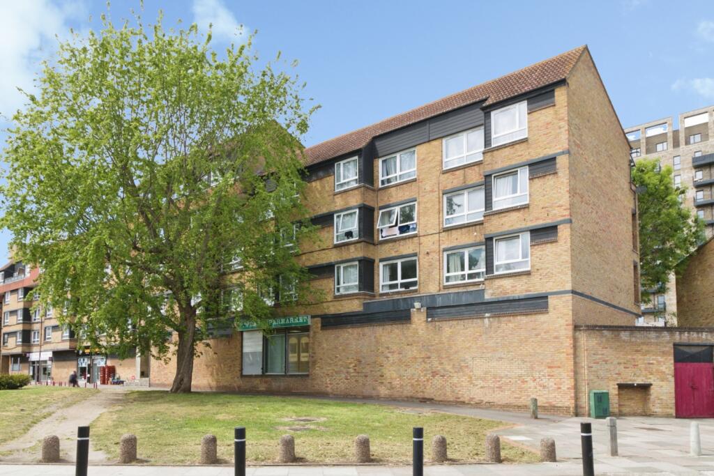 Main image of property: Whinchat Road, London, SE28