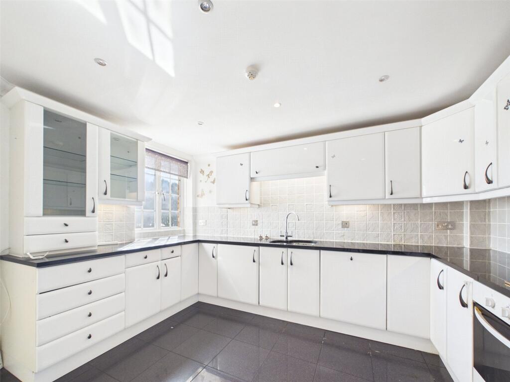 Sea Road, Boscombe, Bournemouth, Dorset, BH5 – pohled 2