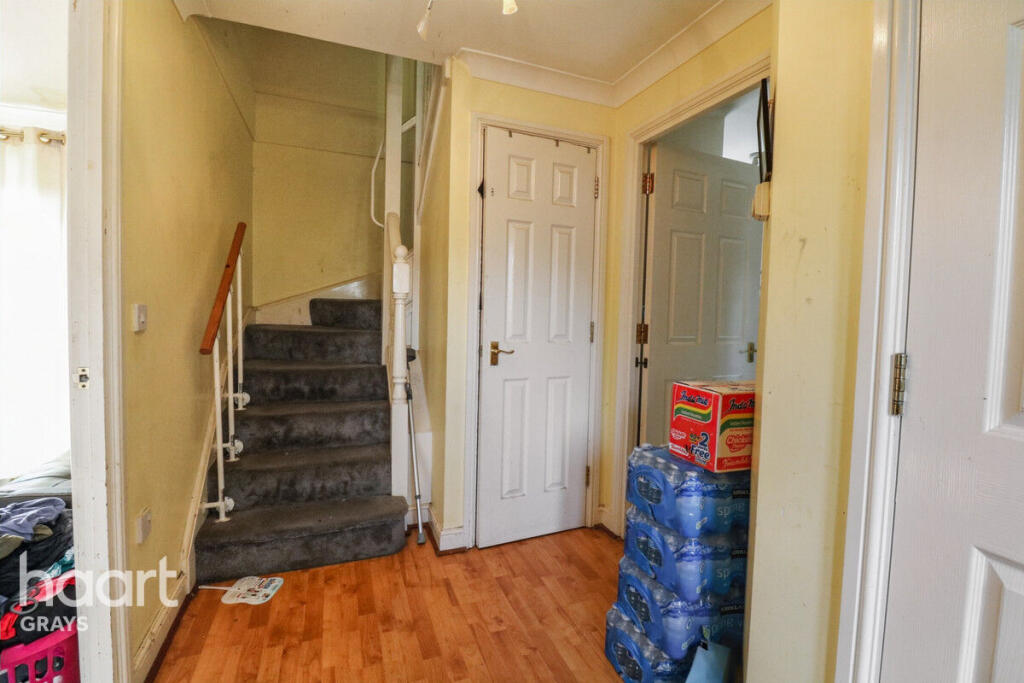 Caspian Close, Purfleet photo 4